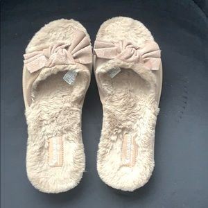 Koolaburra slides